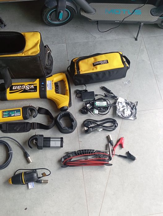 Wykrywacz ifrastruktóry podziemnej (szukacz przewodów, rur, metalu.)