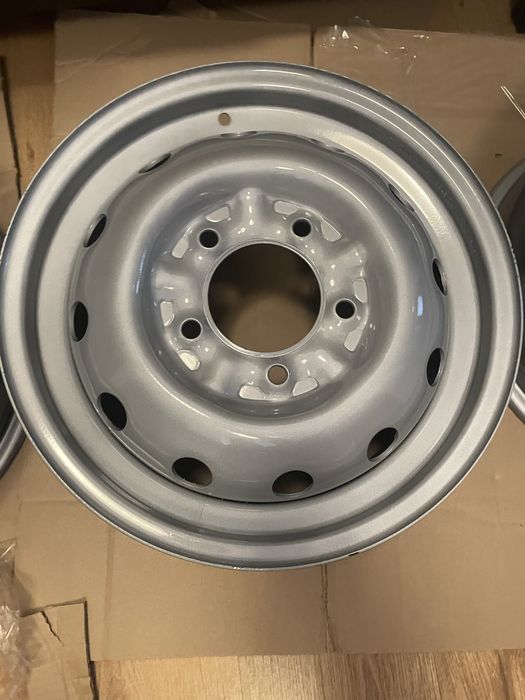 Fealgi Opony Lada Niva