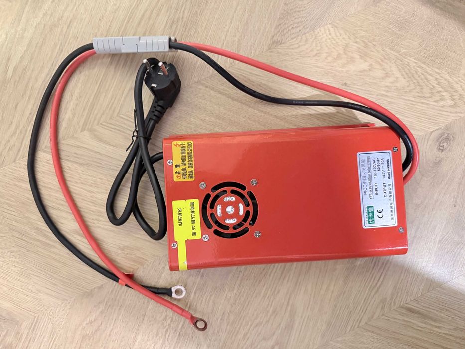 Ładowarka 30A LiFePO4 14.6V