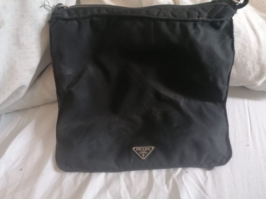 Bolsa Prada preta