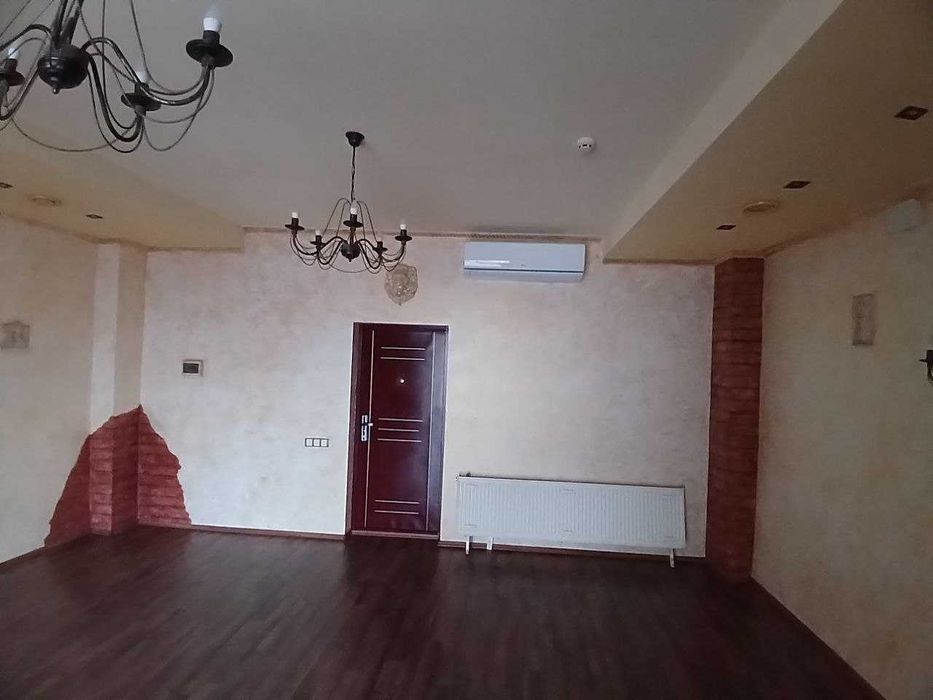 PA S4 Сдам помещение с ремонтом в Центре ул. Бакулина