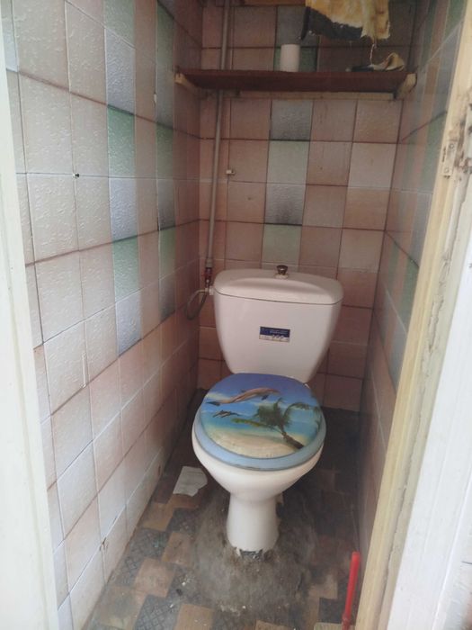 продам  большую комнату в центре города