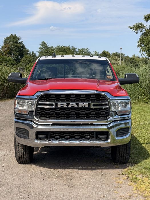 2019 Ram 2500,   6.4hemi, single cab, paka 250cm.