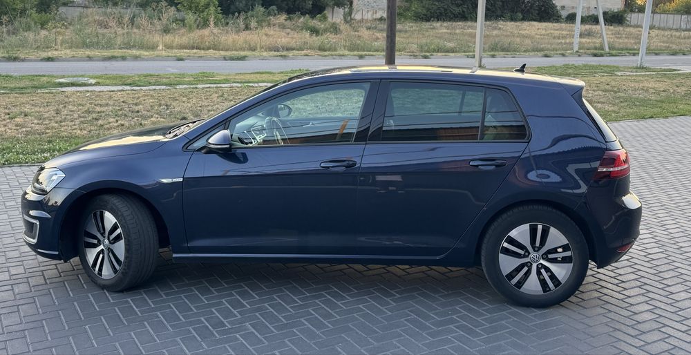 Volkswagen e-Golf 2016 VIN WVWZZZAUZHW901619 фото оголошення 3 з 8