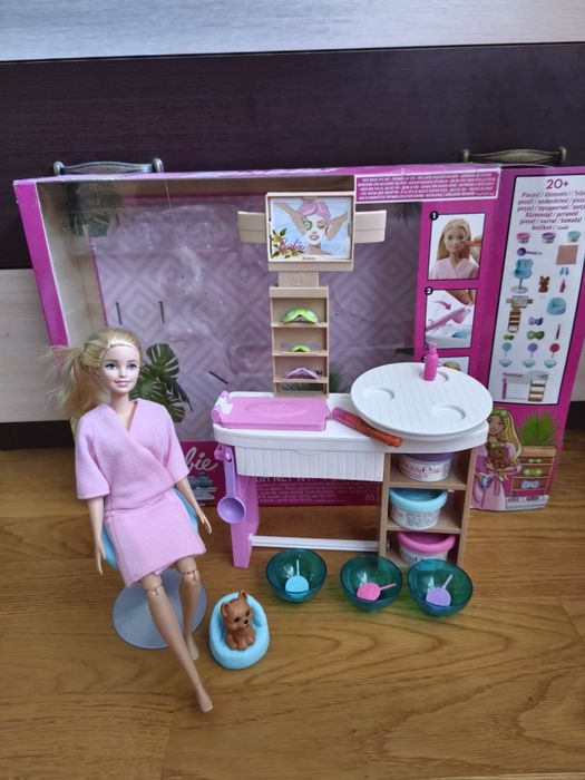 Барбі спа-салон.