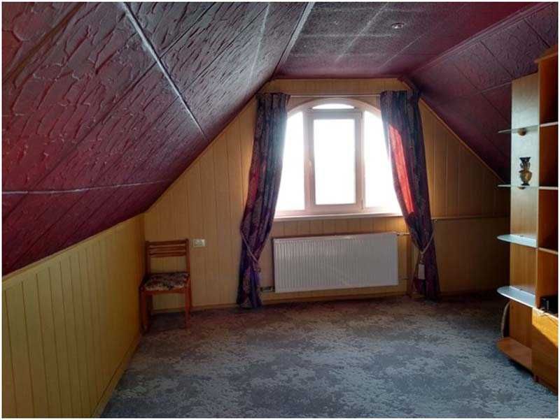 Продам будинок з ремонтом в Івано-Франківську по вул. Січинського.