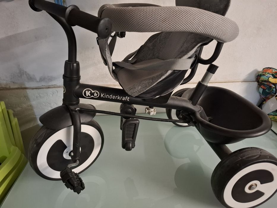 Triciclo Adaptativo Kinderkraft Aston