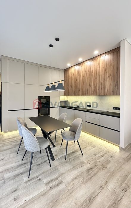 Продам современный дом 125 м2 терраса/бассейн в Новоалександровке
