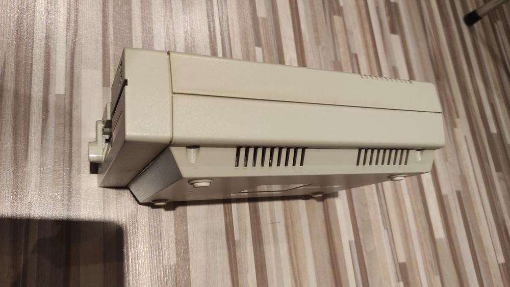 Stacja dyskietek Commodore 1541 II w Kartonie
