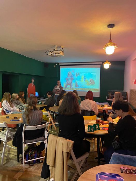 Вчитель/репетитор корейської мови