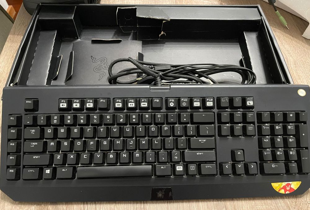 Teclado gaming Razer Blackwidow Chroma
