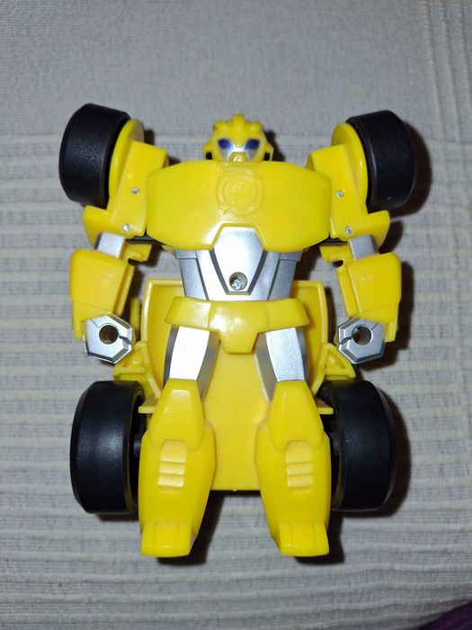 Samochód robot Bumblebee Transformers transformujący