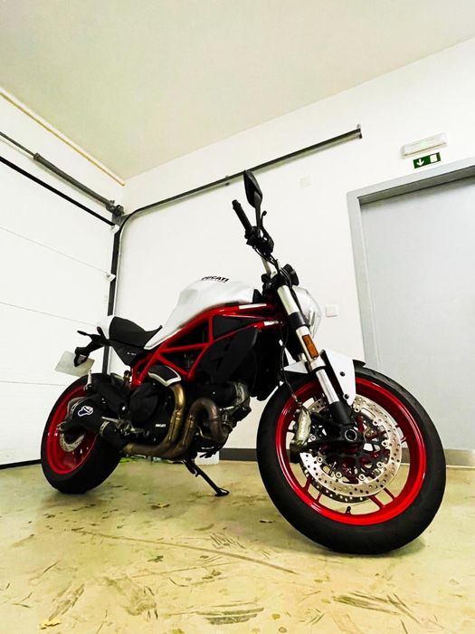 Ducati Monster 797 | 2018 | 19.000 km | Escape Termignoni