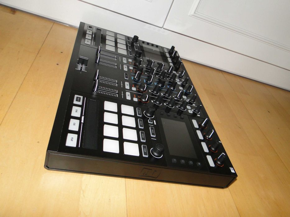 Flagowy Kontroler Dla DJ Native Instruments TRAKTOR KONTROL S5.Okazja