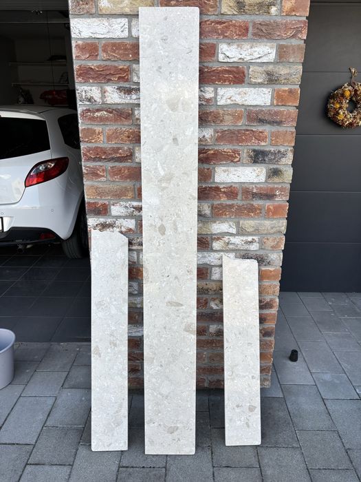 Parapety z konglomeratu