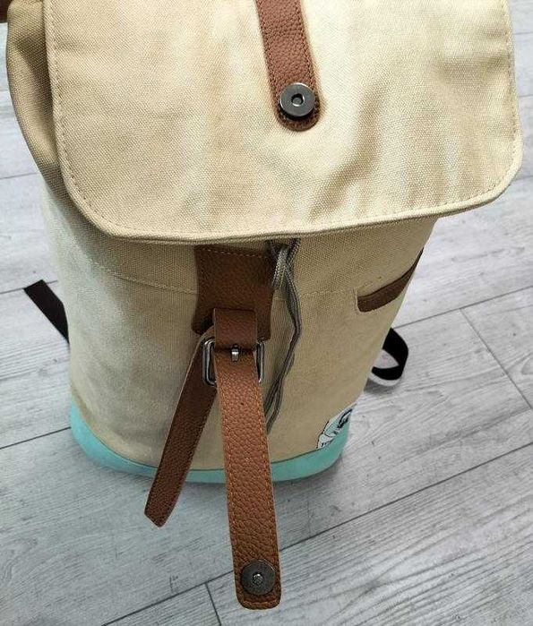 Гарний міський рюкзак