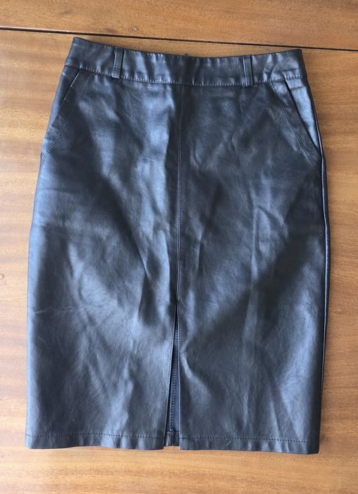 Жіноча шкіряна спідниця