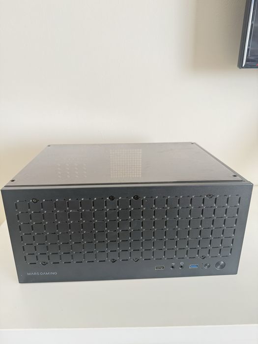 PC Basalt V3 - AMD446749647979171843