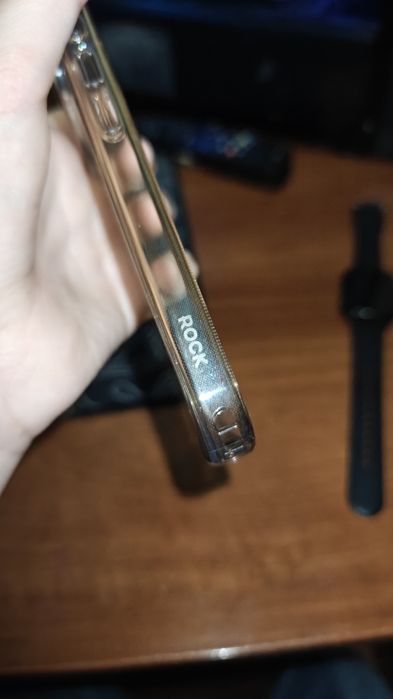 чехол  iphone 17 pro rock