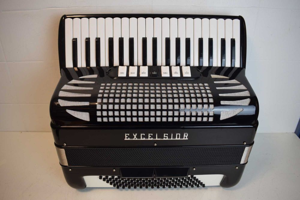Acordeao Excelsior  3 Voz.  N 314