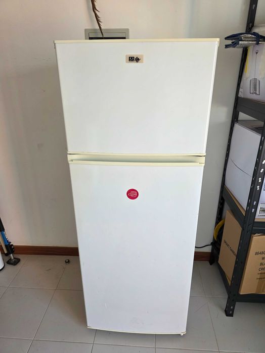 Frigorifico com congelador