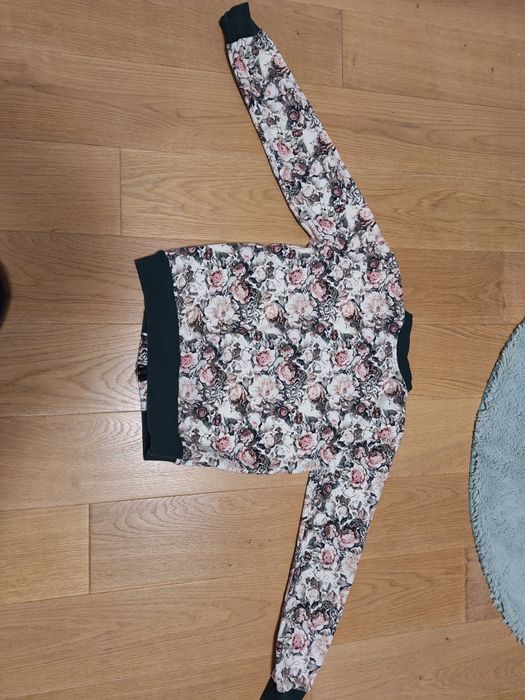 Bluza w kwiatki dla dziewczynki