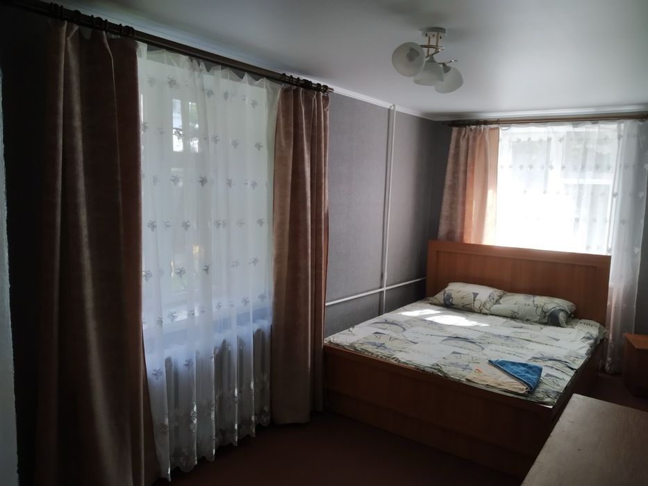 Квартира 2-х кімнатна подобово