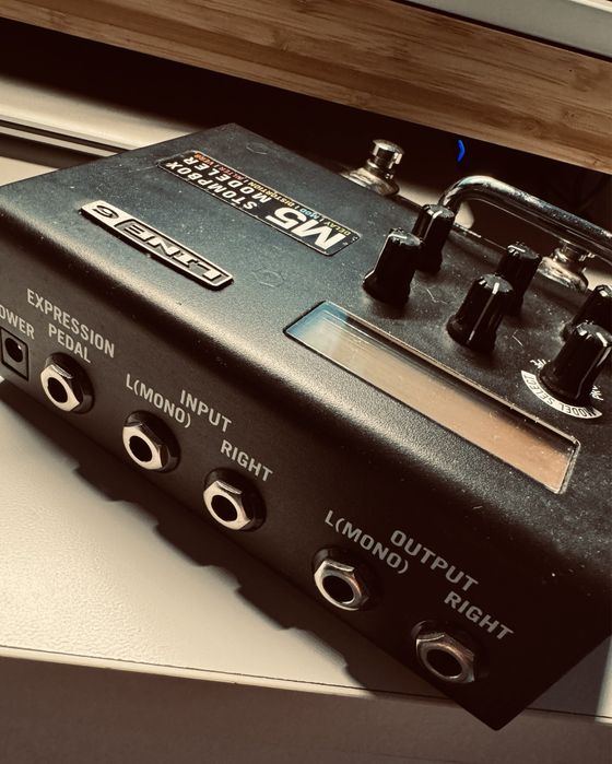 Line 6 M5 - com caixa e transformador