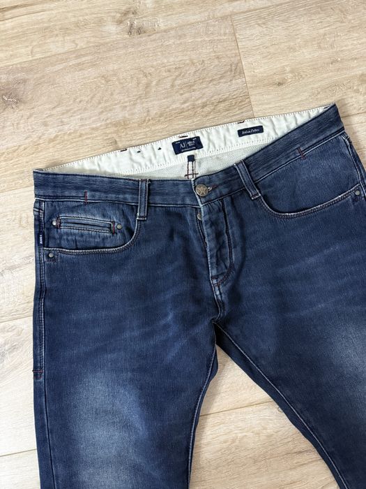 Джинсы Armani (оригинал). Размер 34 (50-52)