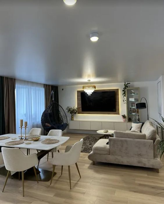 Продаж 3к квартири 84 кв. м на вул. Пирогова