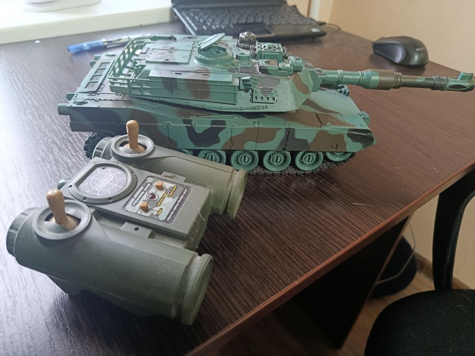 Танк на радіо керуванні