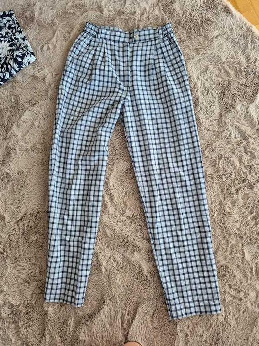 Spodnie w kratkę/ rozm. 36
