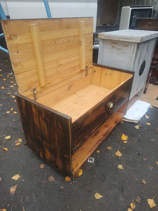 Skrzynia na zabawki wysyłka kurierska