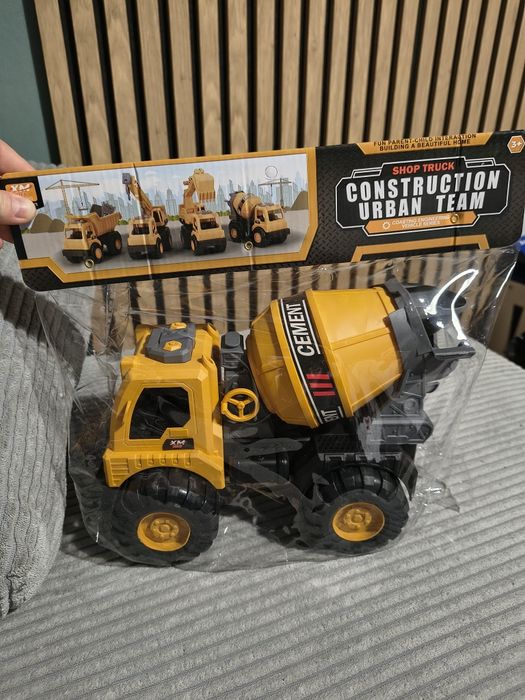 Betoniarka nowa maszyna budowlana cement