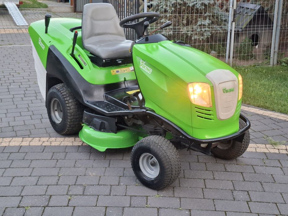 Kosiarka Traktorek Viking T5 z silnikiem brigs 15.5 hp  napędem  Hydro