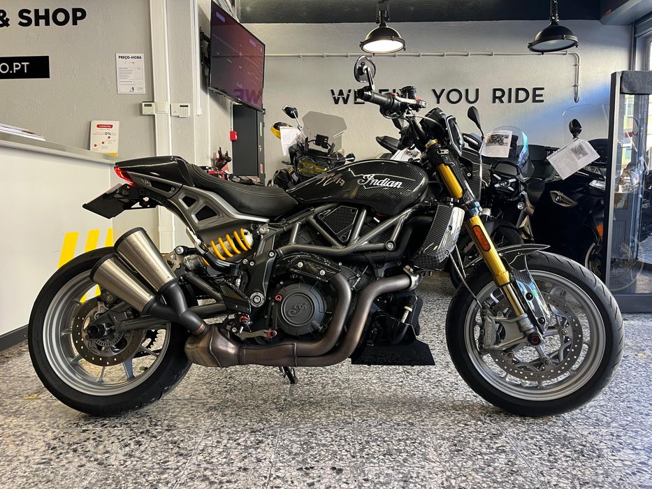 Indian FTR 1200 Carbon Exclusiva e Distinta em estado "Novo"