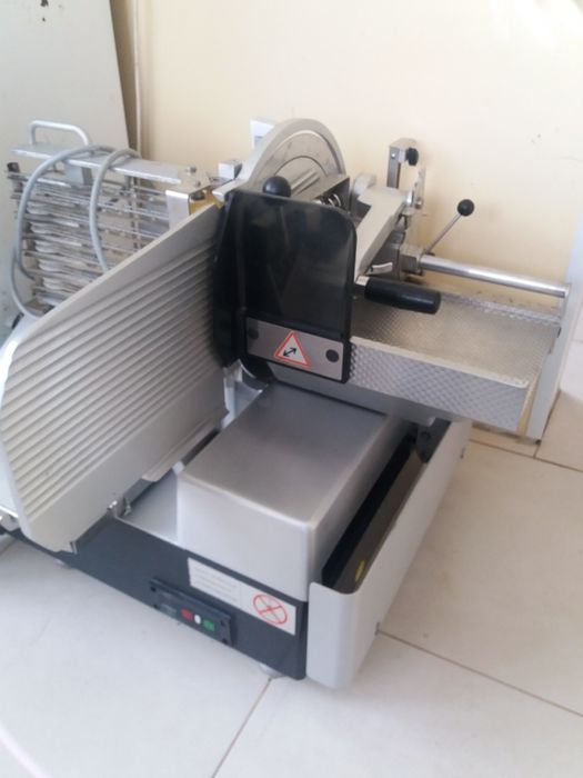 Слайсер професійний BIZERBA A402  автоматичний