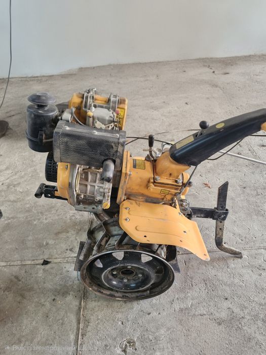 продам дизельный мотоблок Sadko MD-900L