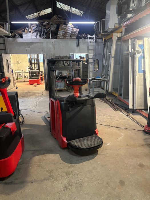 stacker linde L12 AP