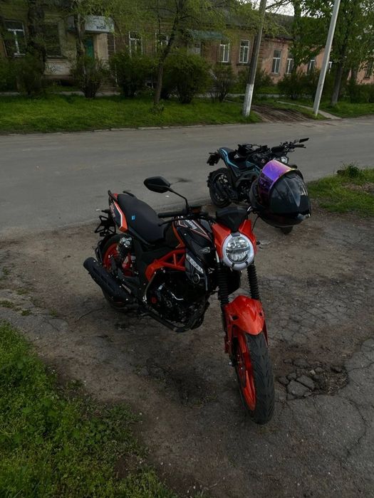 Mustang Xtreet 250