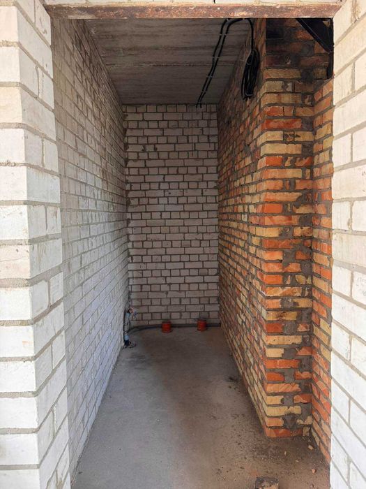 Комерційне приміщення в хорошій локації