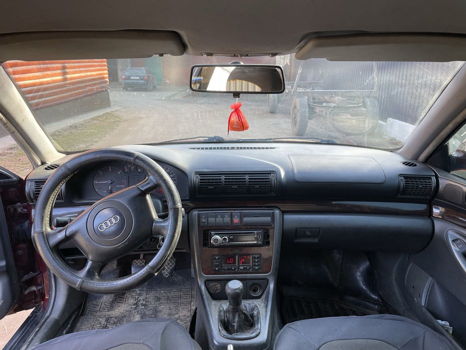 продам audi a4 b5