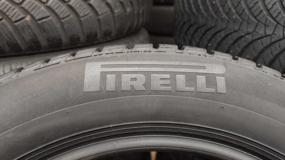 4 sztuki opony zima 215/55/17 Pirelli 94H (OL634/OH)