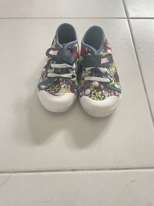 Tenis de crianca homem aranha