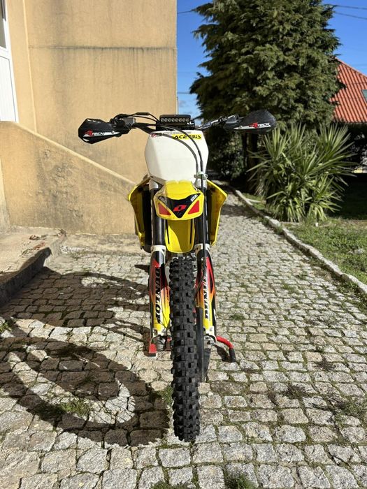RMZ 450 matriculada