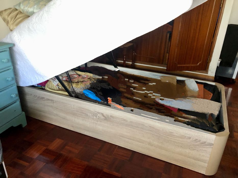 Cama sommier, com colchão 1.90/90