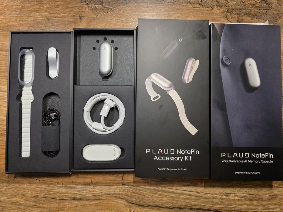 Plaud Note Pin Bundle dyktafon AI + akcesoria