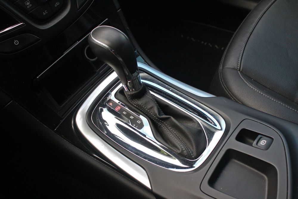 Opel Insignia Sports Tourer — fotografia 11