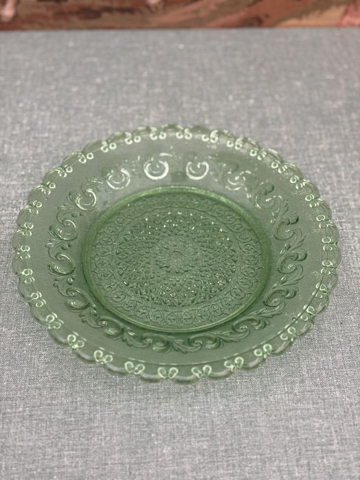 Zielony szklany talerzyk Vista Alegre