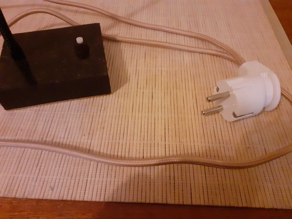 Настольная светодиодная лампа из гранита на подарок